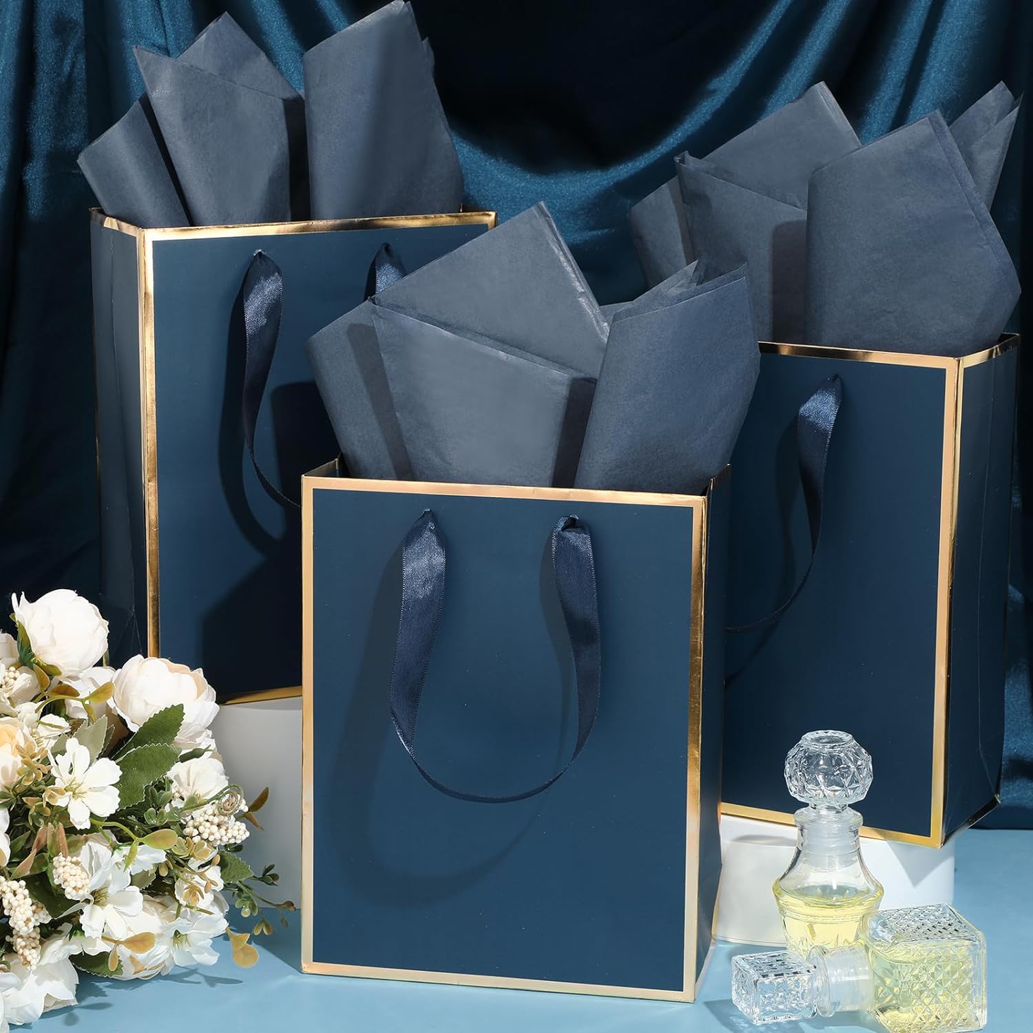 Yeaqee 50 Pack Metallic Gift Bags with Handle and Tissue Paper