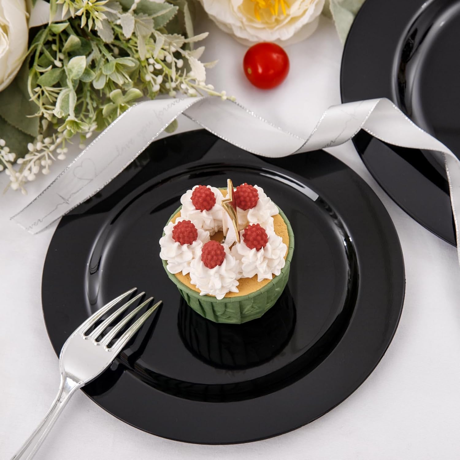 FLOWERCAT 60PCS Heavy Duty Black Disposable Plates