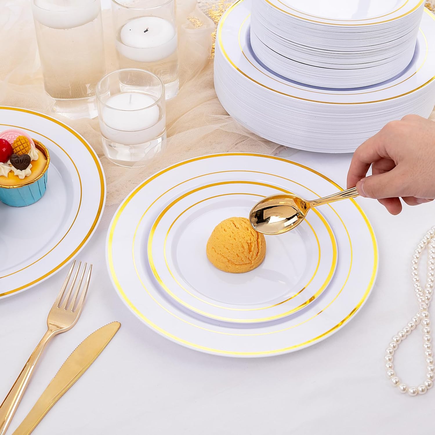 600 Pcs Gold Plastic Plates and Utensils for 100 Guests