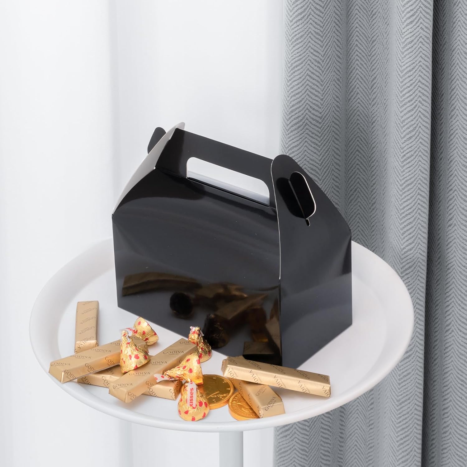 UnicoPak 30 Black Gable Treat Boxes for Parties