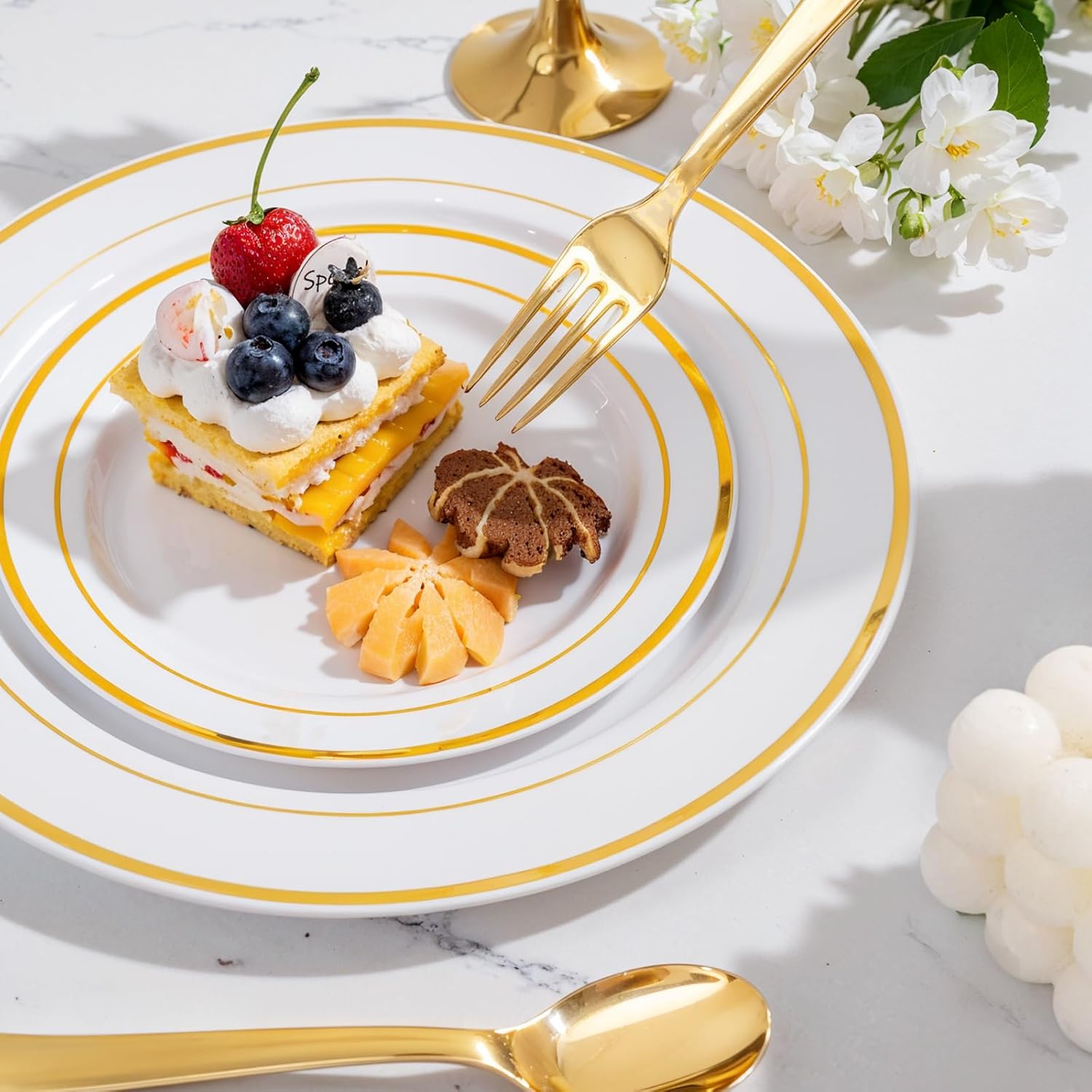 WELLIFE 350Pcs White Gold Plastic Plates for 50 Guests