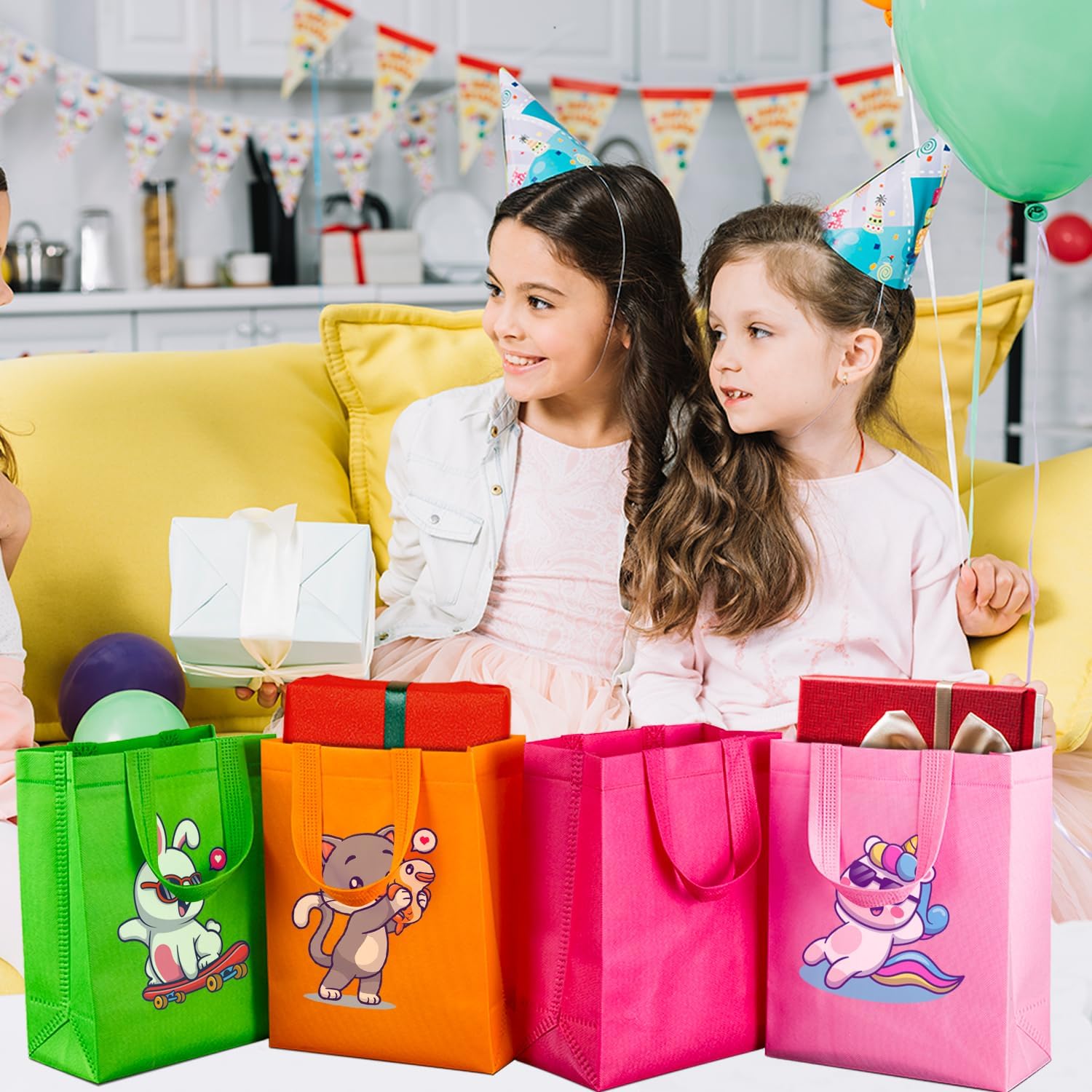 SPERPAND 30 Pcs Reusable Gift Bags with Handles and Tissues