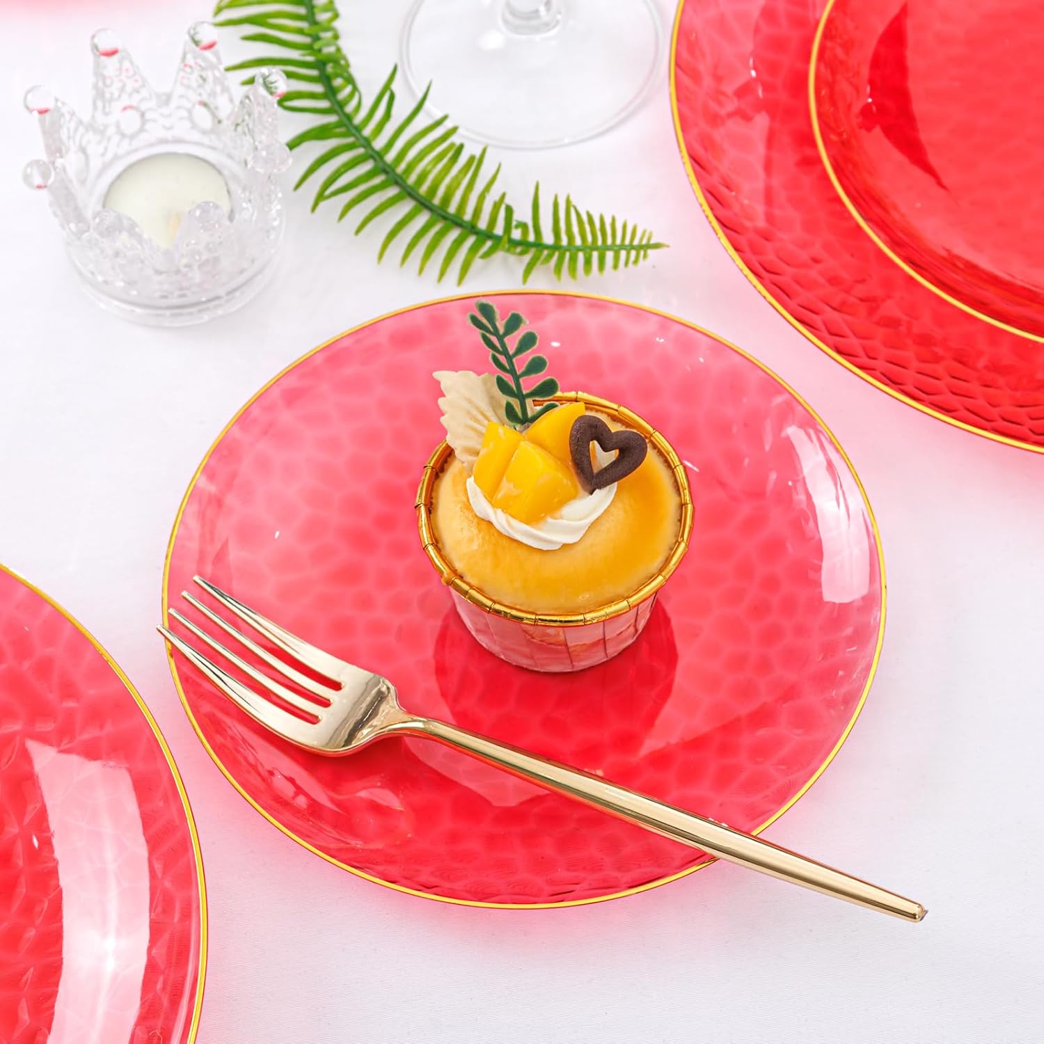 Rubtlamp 60 Pcs Red Plastic Plates with Gold Rim