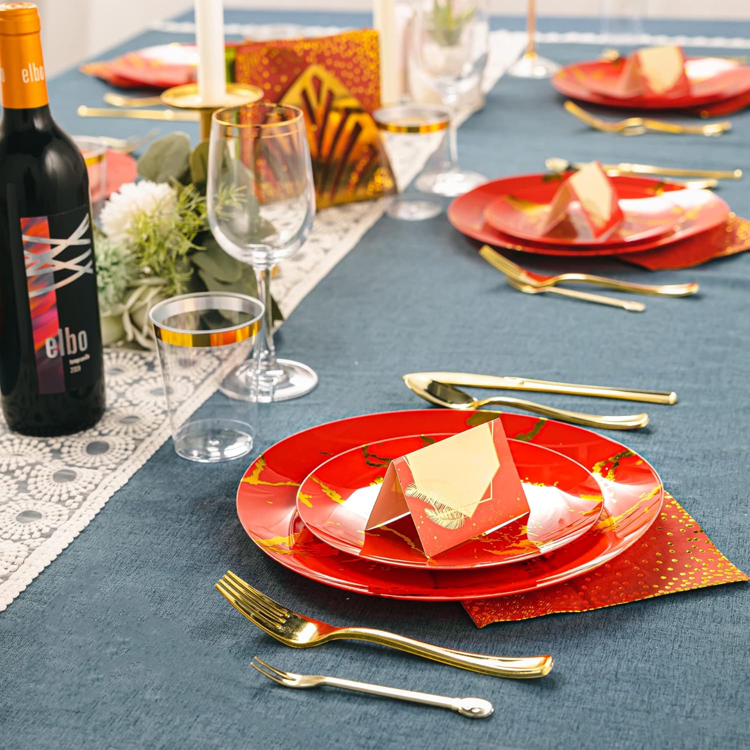 N9R 225PCS Red Gold Plastic Dinnerware Set