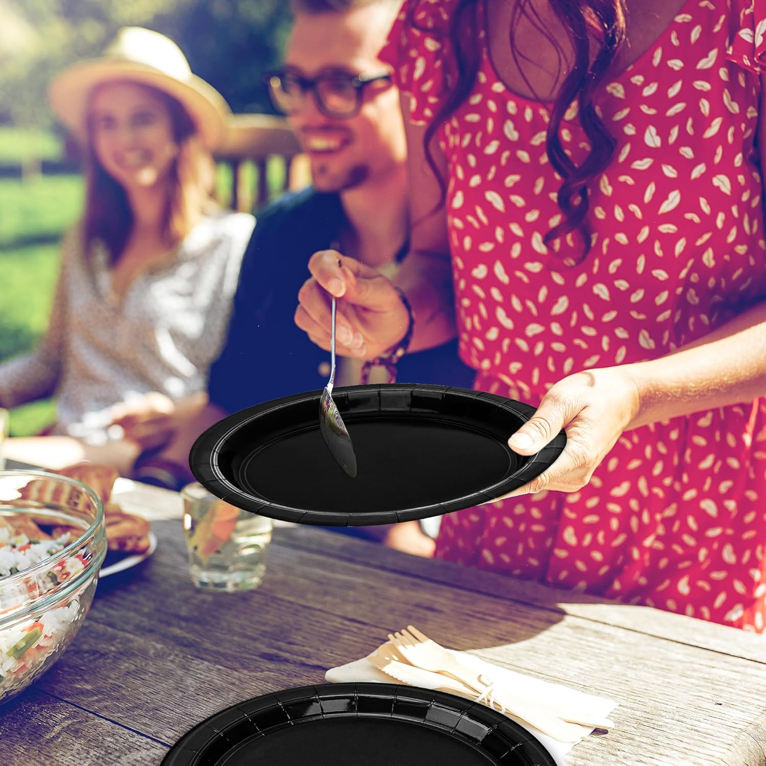 50 Pack 9 Inch Disposable Paper Party Plates