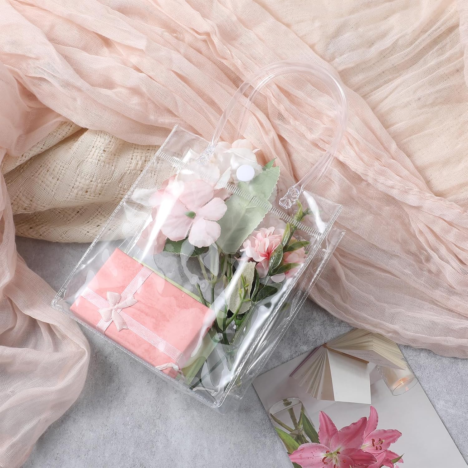 60 Pcs Clear Plastic Gift Bags with Handles