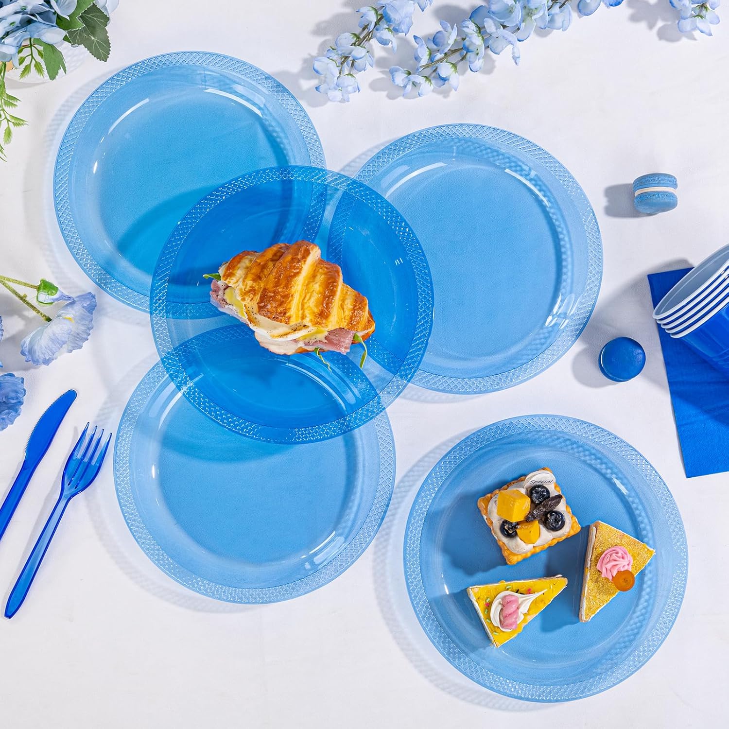 WELLIFE 210Pcs Clear Blue Plastic Plates Set for Party