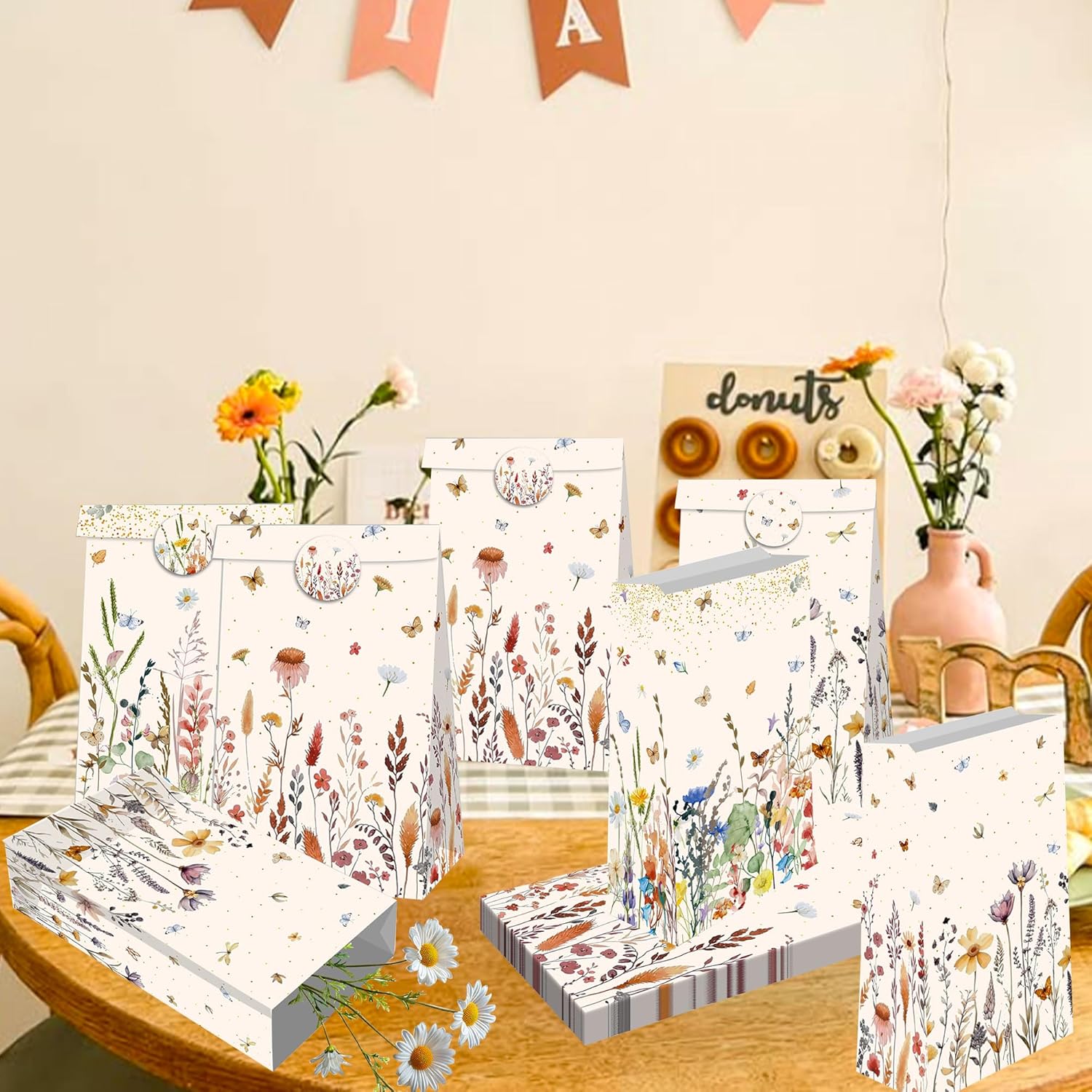 BACH AND BOUJEE 12PCS Wildflower Party Bags with Stickers