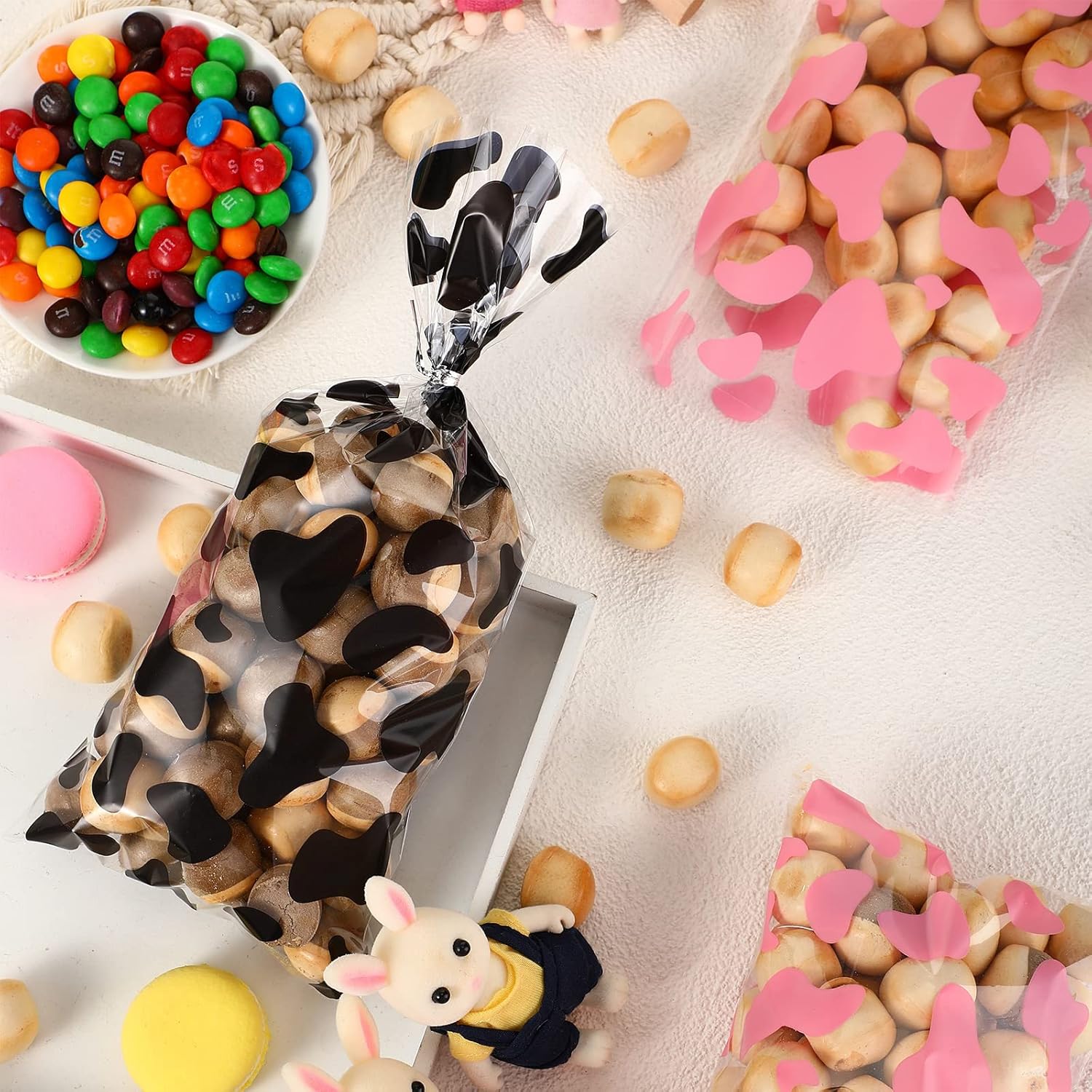 100 Pcs Cow Print Goodie Bags with Twist Ties