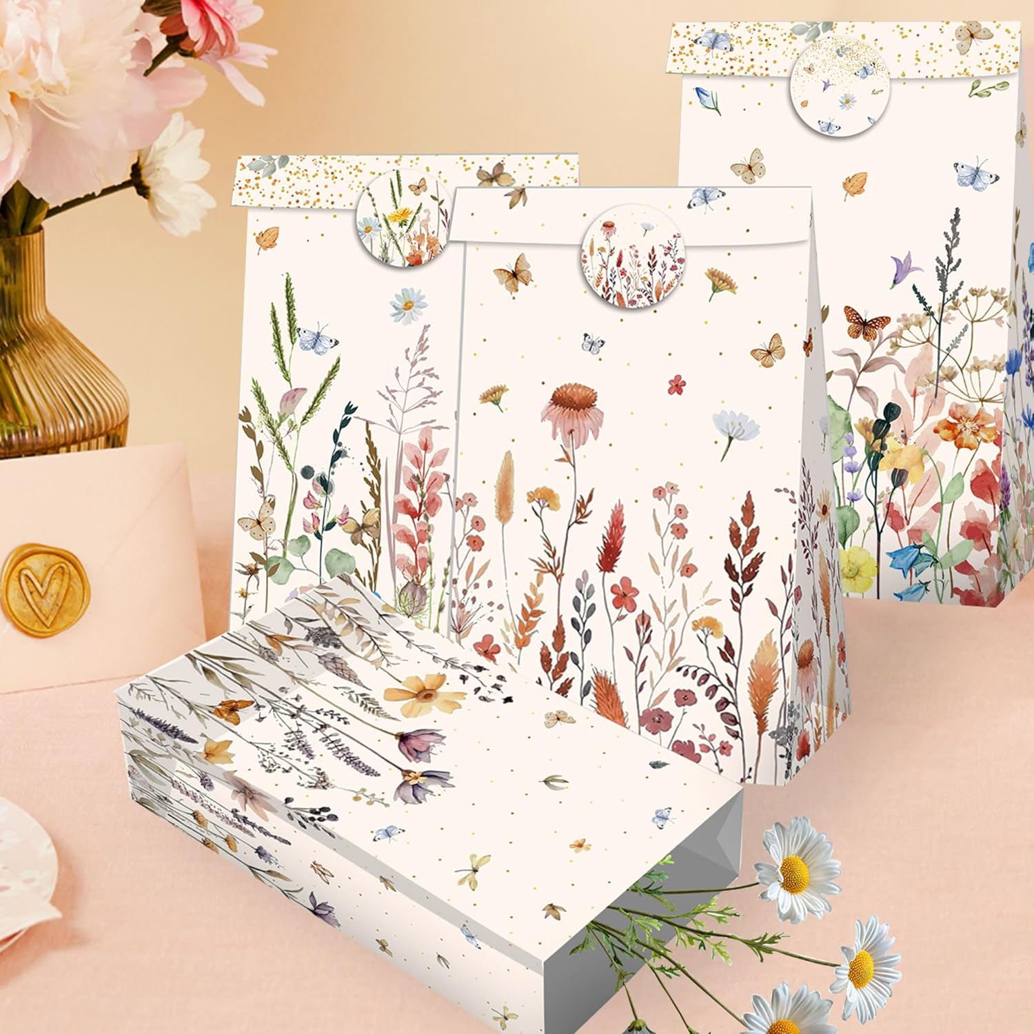 BACH AND BOUJEE 12PCS Wildflower Party Bags with Stickers