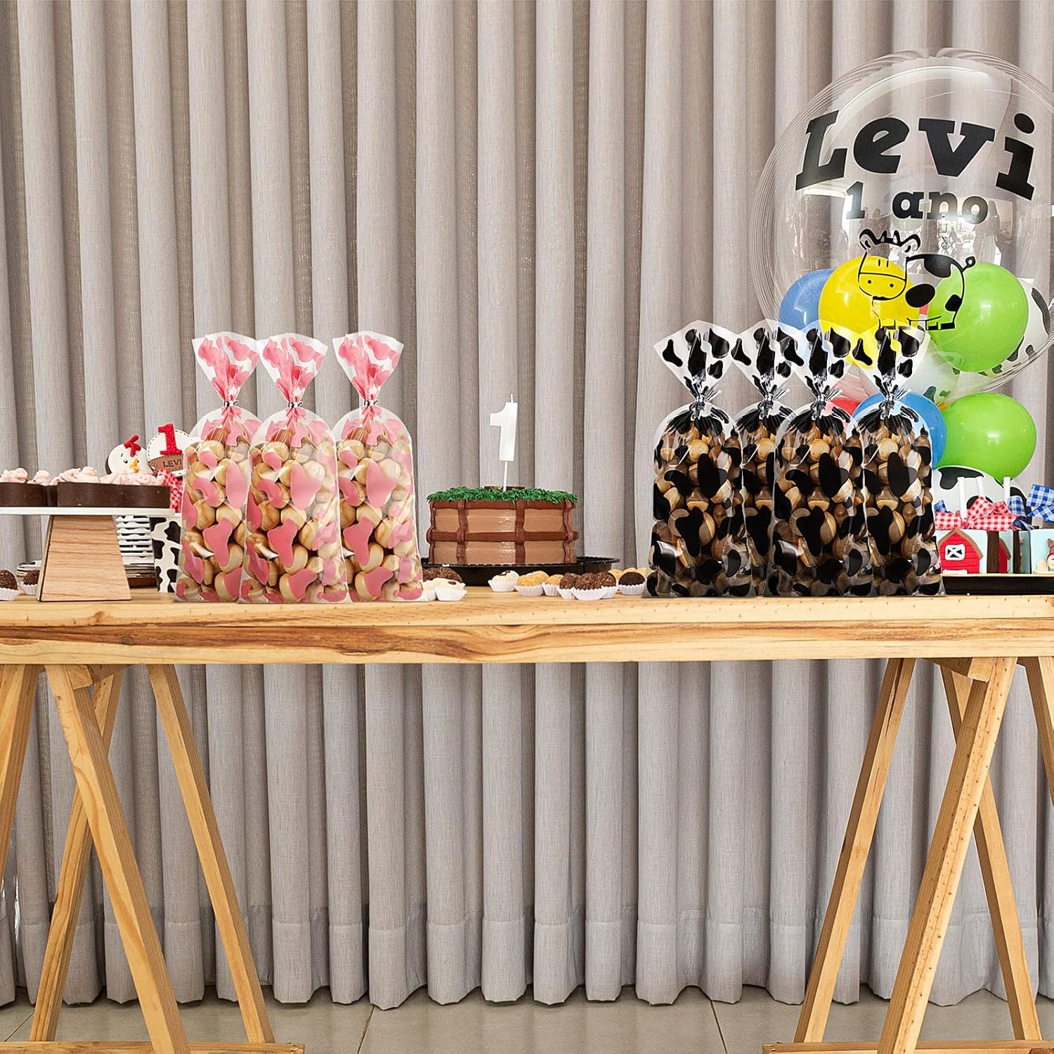 100 Pcs Cow Print Goodie Bags with Twist Ties