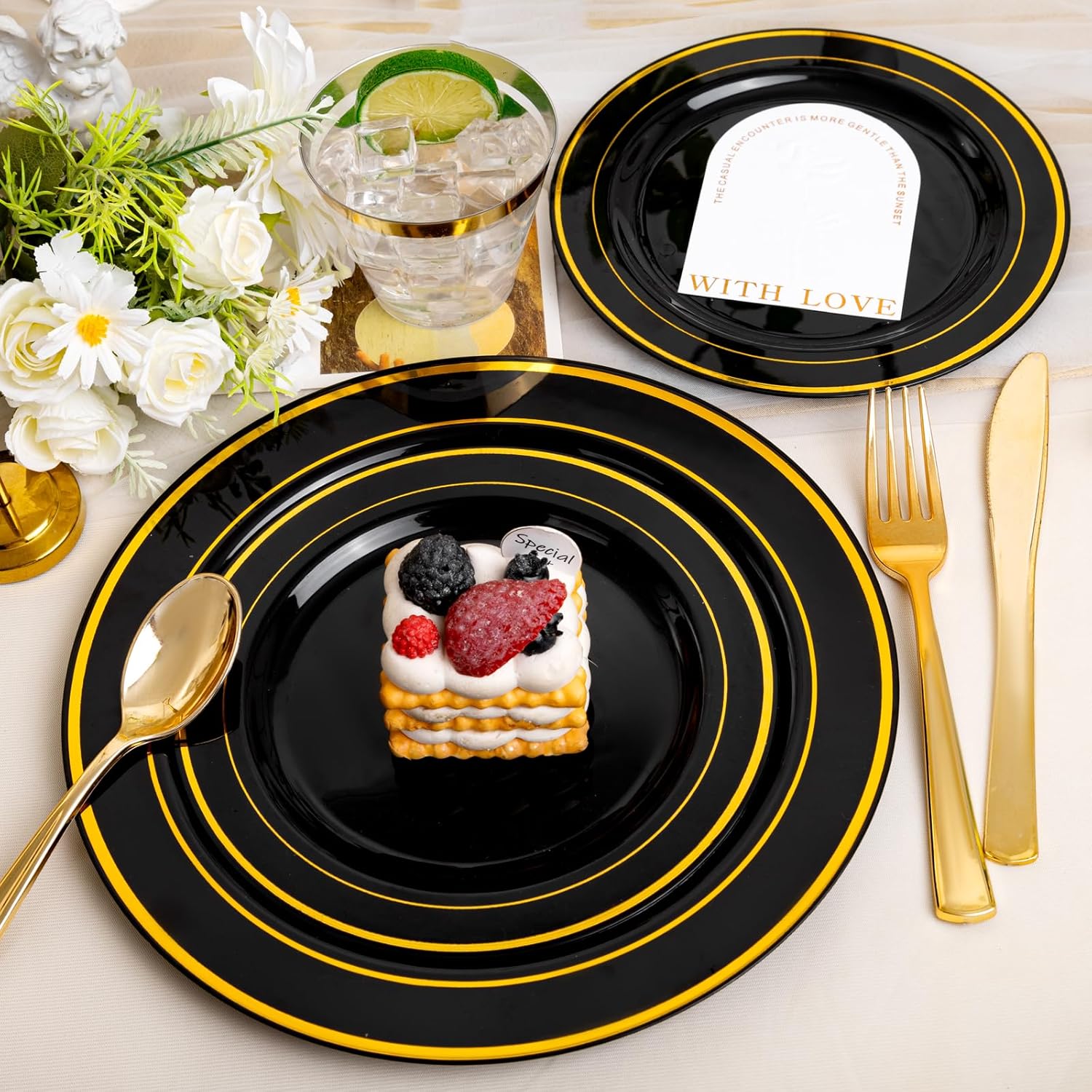 bUCLA 600PCS Black and Gold Disposable Dinnerware Set for Parties