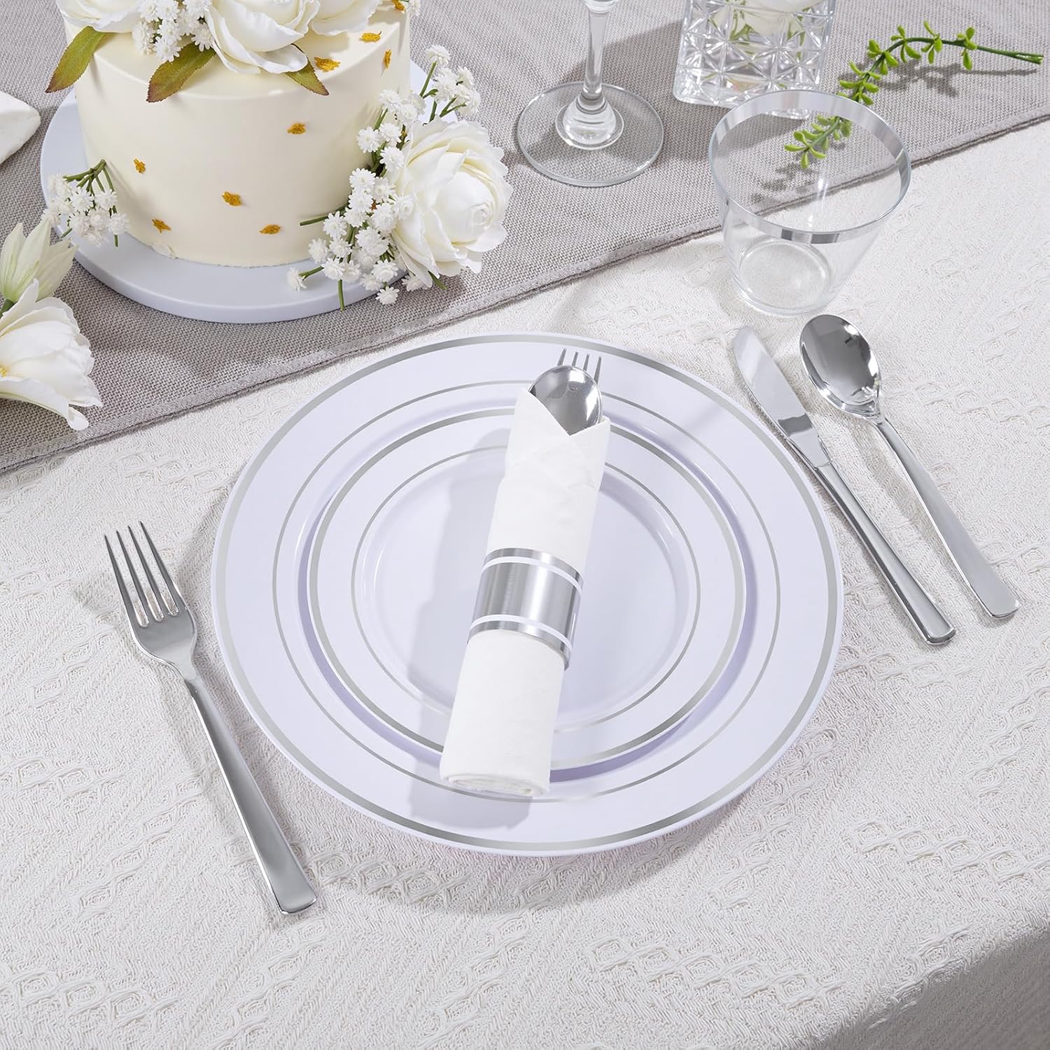 DaYammi 350PCS Silver Plastic Dinnerware Set for 50 Guests