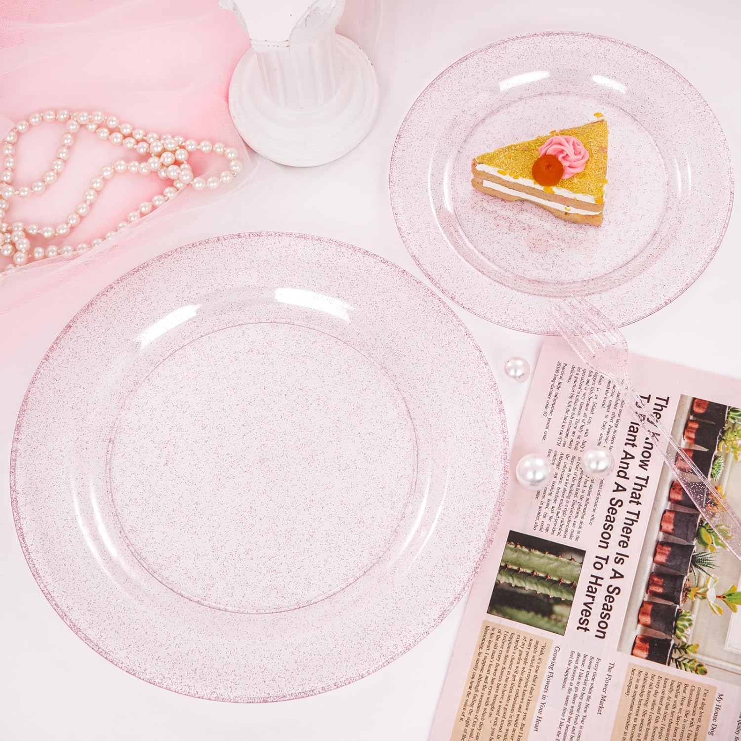 WDF 120 Pcs Pink Plastic Plates for Valentines Day Wedding